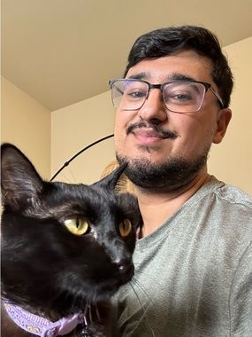 Meet your Posher, Parweez